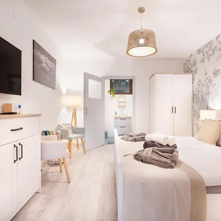 Natura Apartman Tiszafuered Room photo