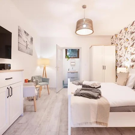 Natura Apartman Tiszafuered Room photo